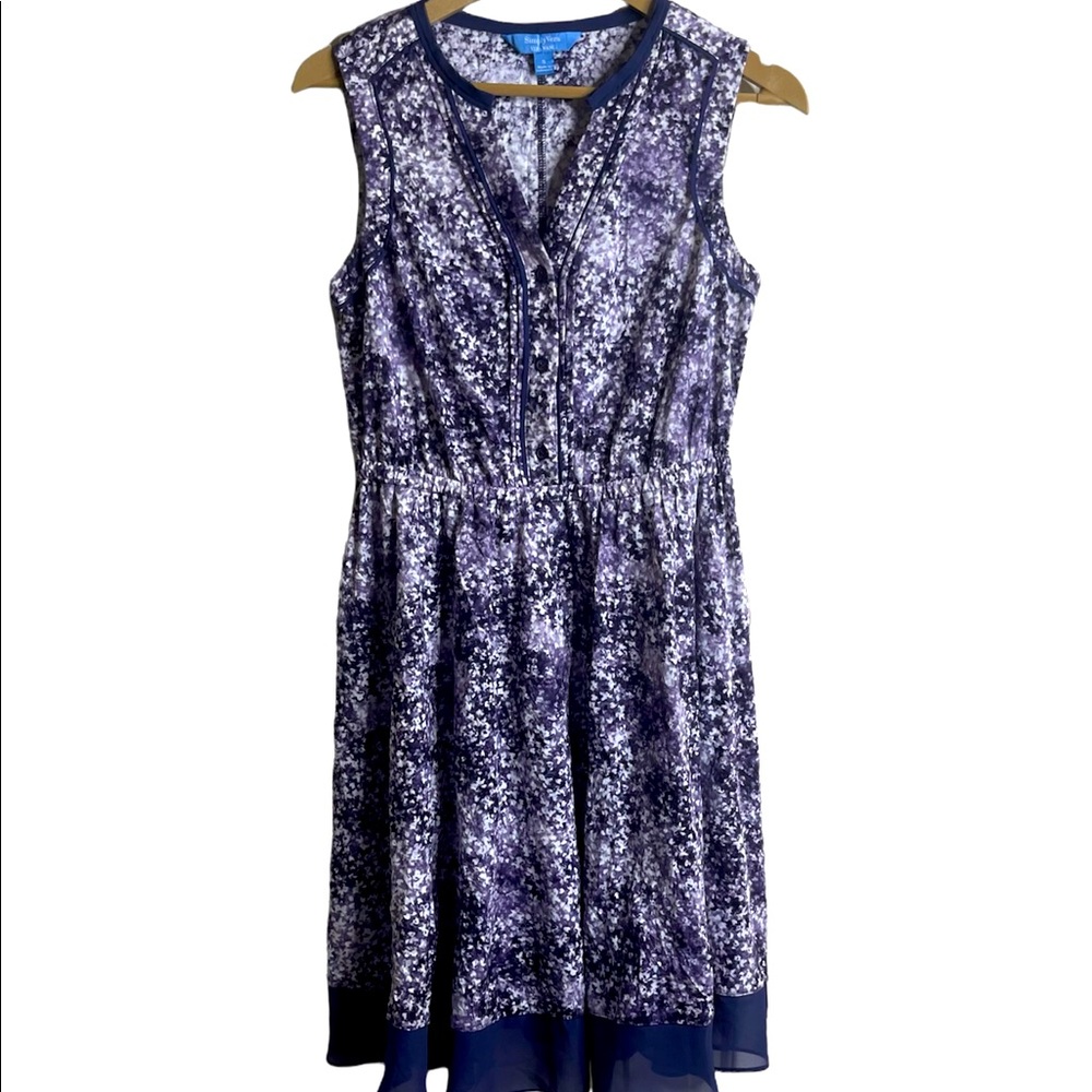 Simply Vera Sleeveless Floral Dress with POCKETS